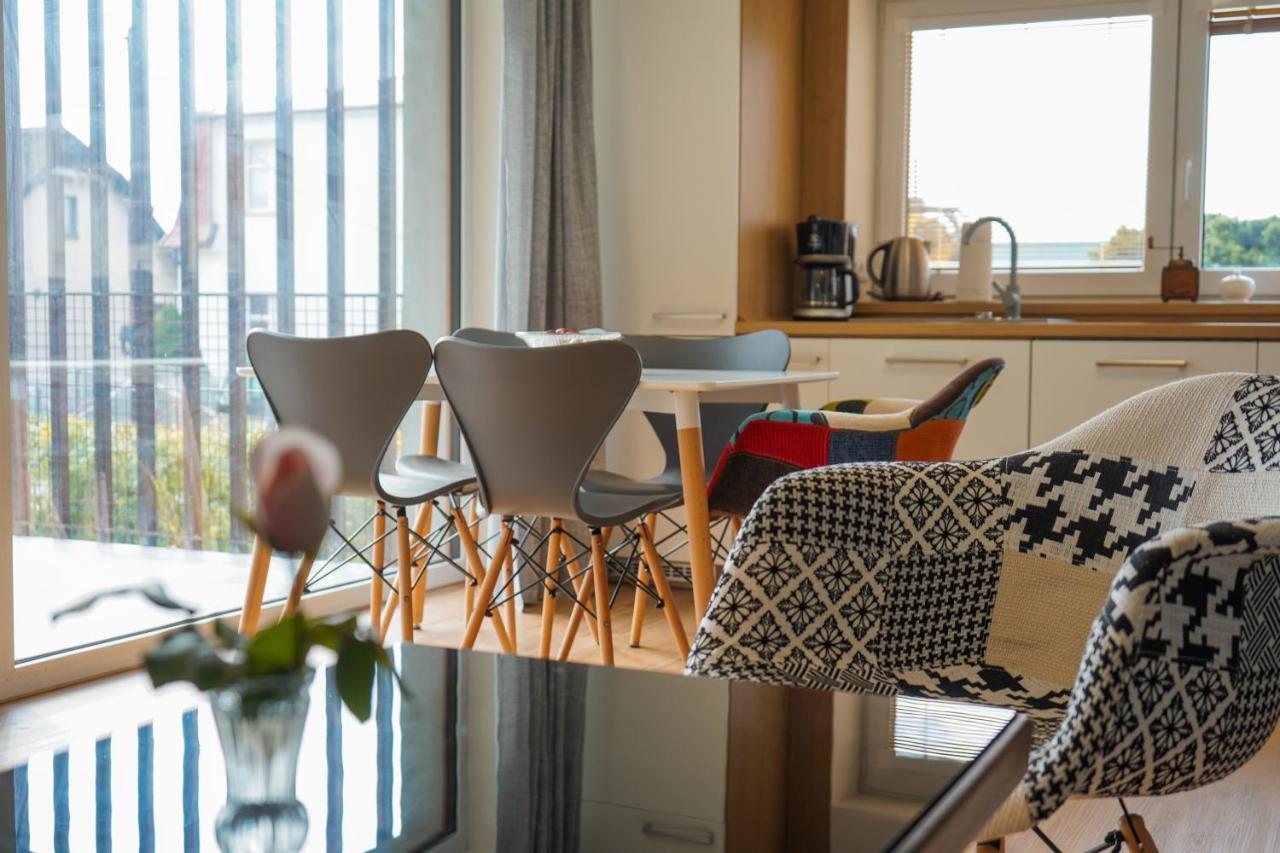 Vila Vekose - Apartman S Terasou A Zahradou Hradec Králové Eksteriør bilde